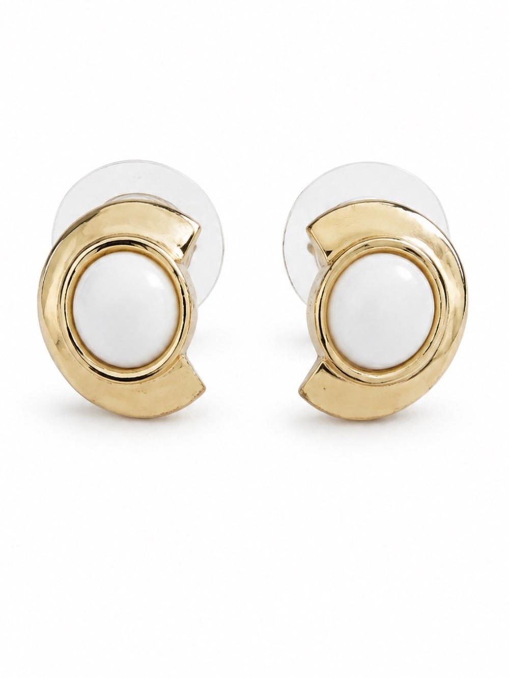 NEW Trina Turk Gold White Oval Stud Earrings